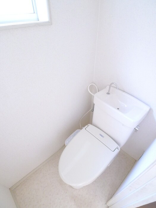 物件内観写真13　(トイレ)