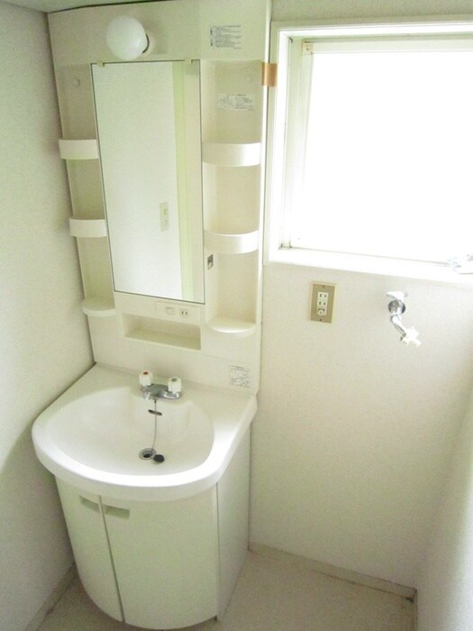 物件内観写真19　(洗濯機置場)