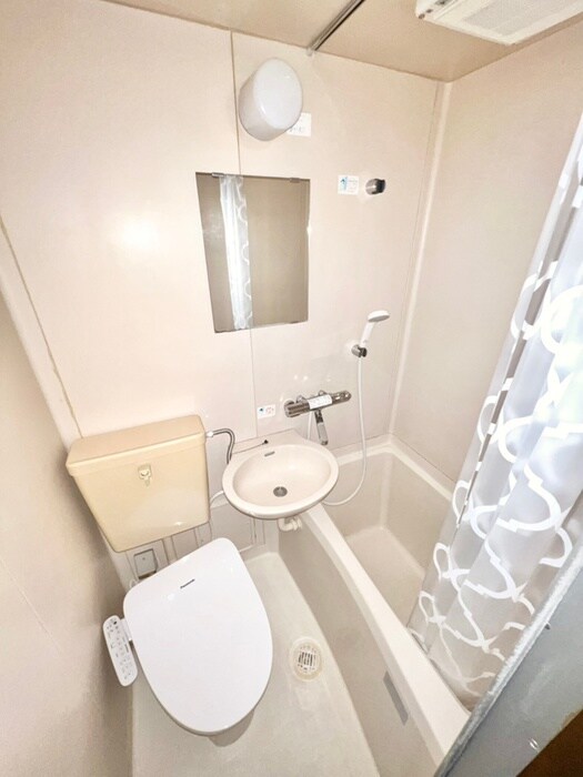 物件内観写真11　(バス／シャワールーム等)