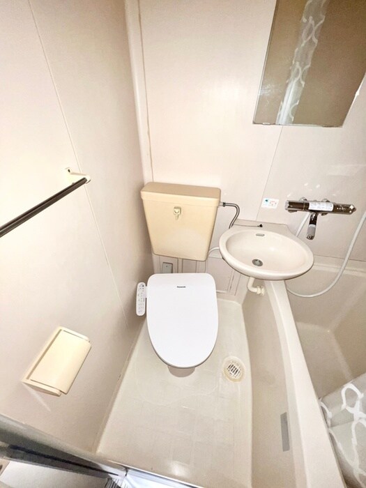 物件内観写真12　(トイレ)