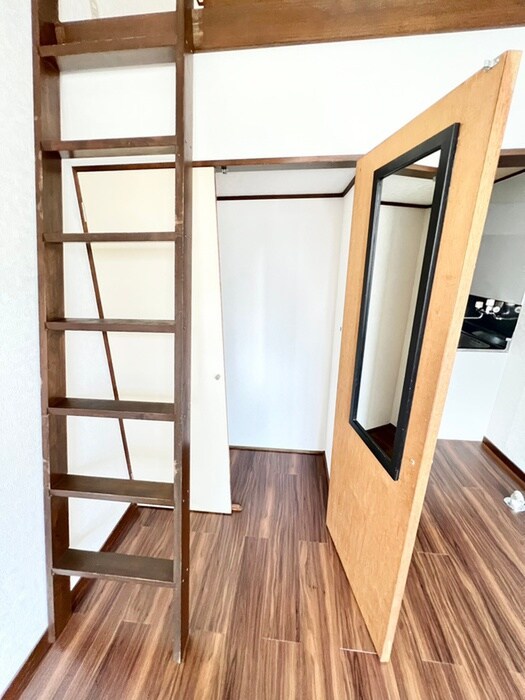 物件内観写真16　(収納)