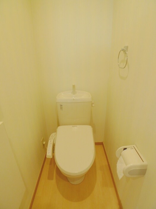 物件内観写真11　(トイレ)