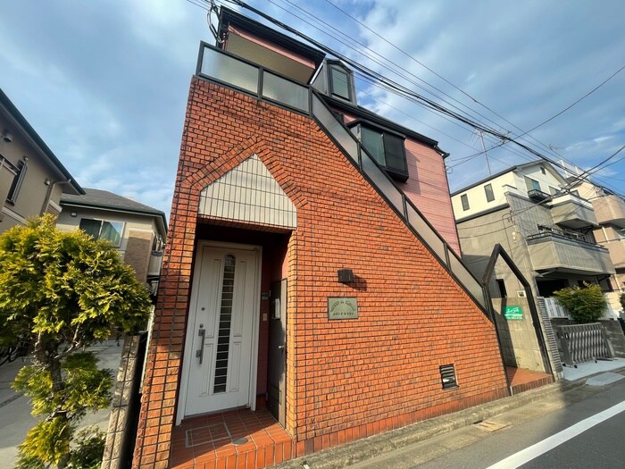 物件外観写真2　(外観写真)