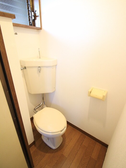 物件内観写真14　(トイレ)