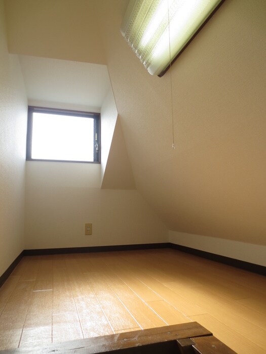 物件内観写真15　(ロフト)