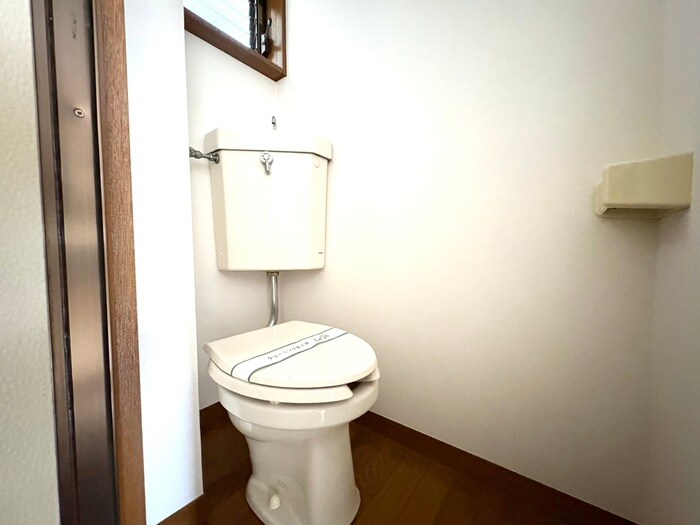 物件内観写真16　(トイレ)