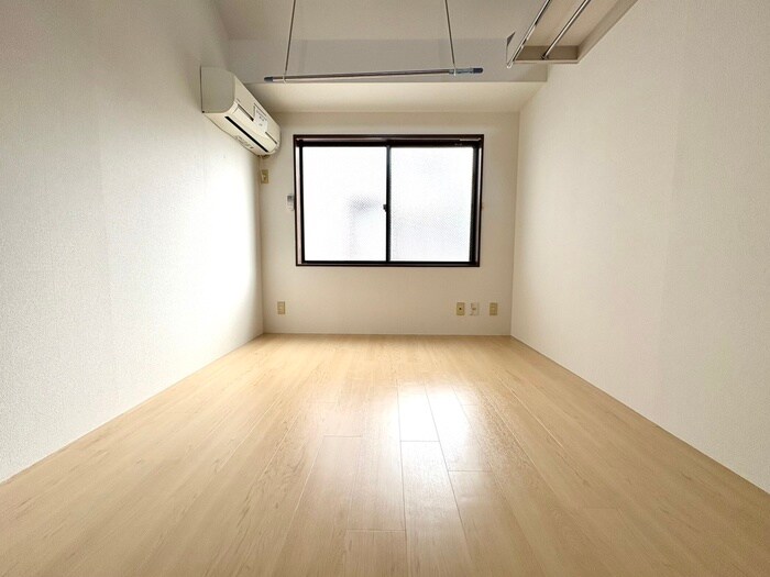 物件内観写真19　(居室)