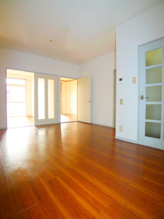 物件内観写真9　(居室)