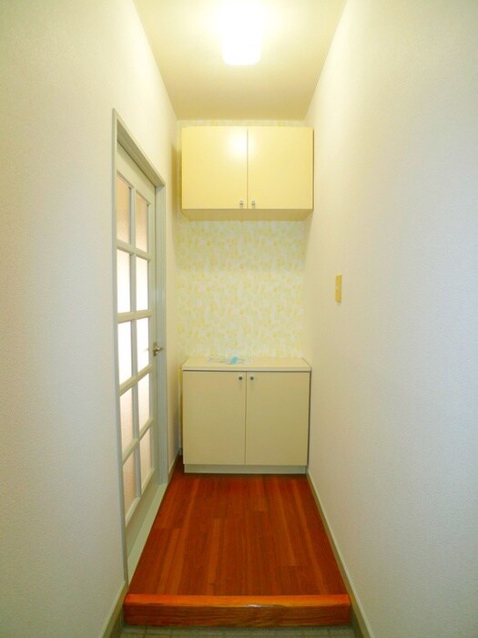 物件内観写真14　(玄関)