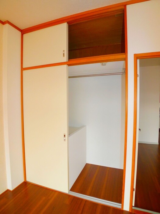 物件内観写真15　(収納)