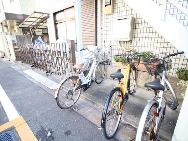 駐輪場