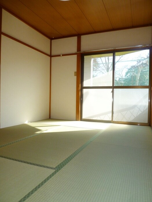 物件内観写真8　(居室)