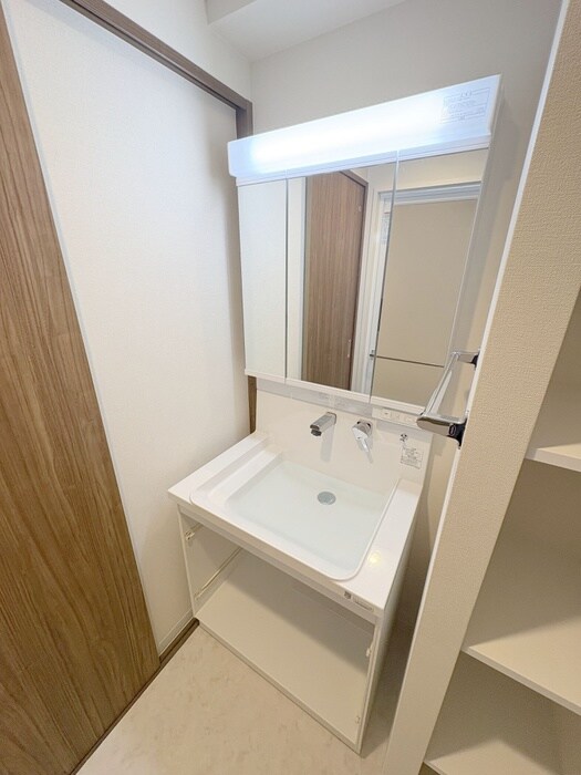 物件内観写真14　(洗面)