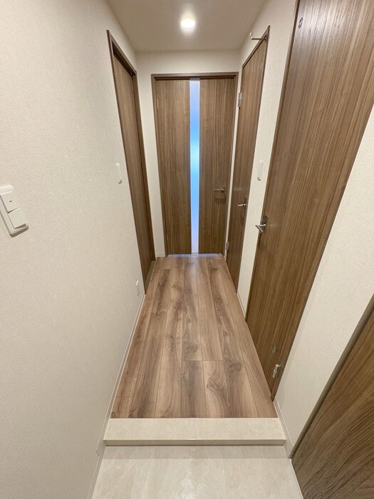 物件内観写真17　(廊下)