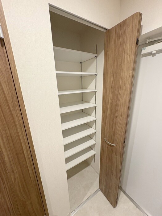 物件内観写真18　(靴箱)