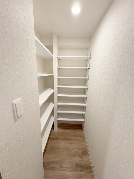 物件内観写真19　(収納)