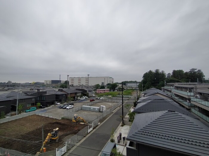 物件内観写真22　(室内からの展望)