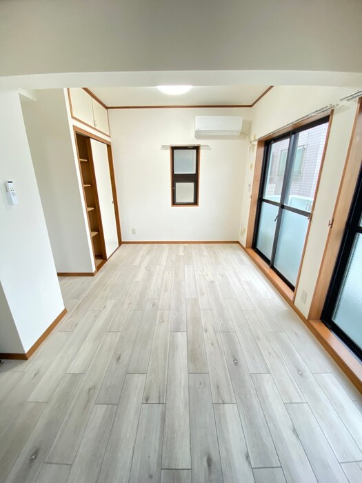 物件内観写真15　(居室)