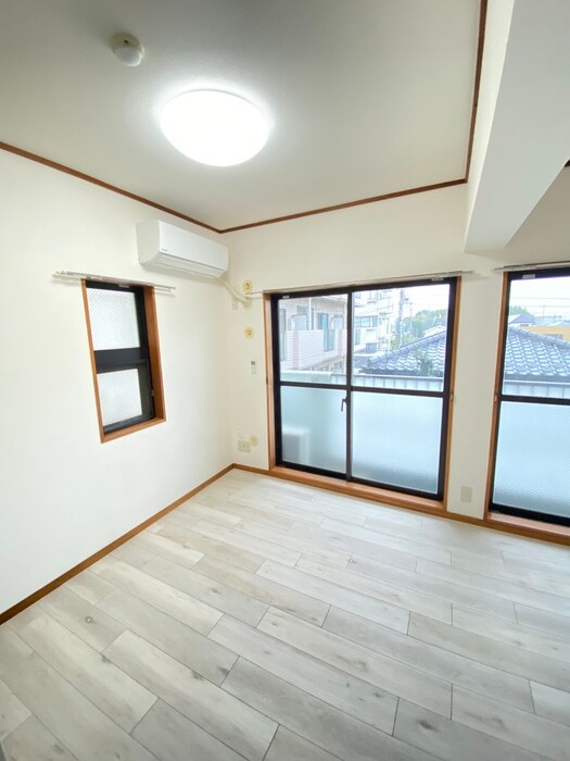 物件内観写真16　(居室)