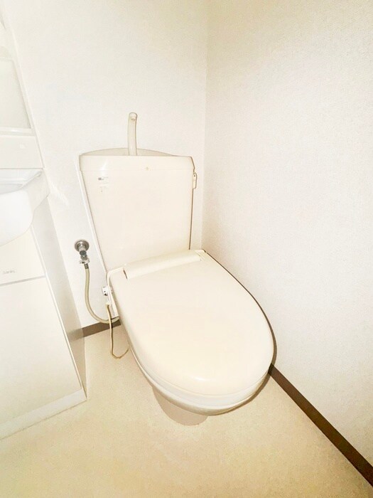 物件内観写真12　(トイレ)