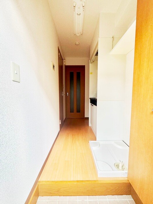 物件内観写真20　(玄関)