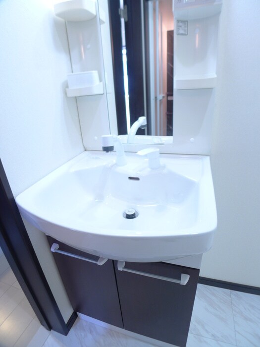 物件内観写真11　(洗面)