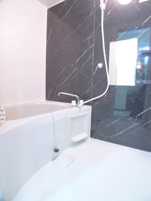 物件内観写真12　(バス／シャワールーム等)