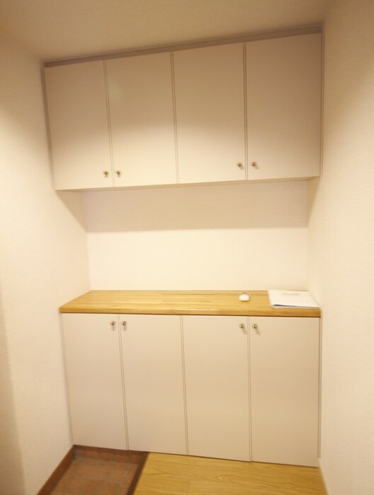 物件内観写真9　(靴箱)