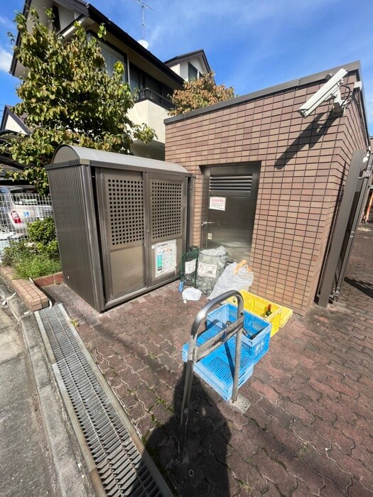 物件外観写真4　(建物設備)