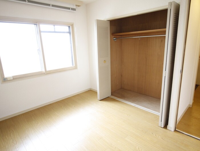 物件内観写真18　(居室)