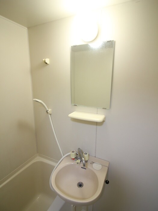 物件内観写真12　(洗面)