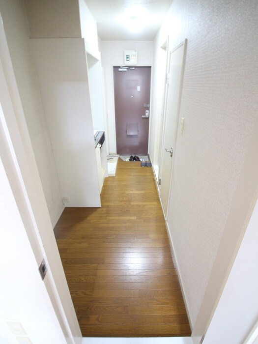 物件内観写真20　(廊下)
