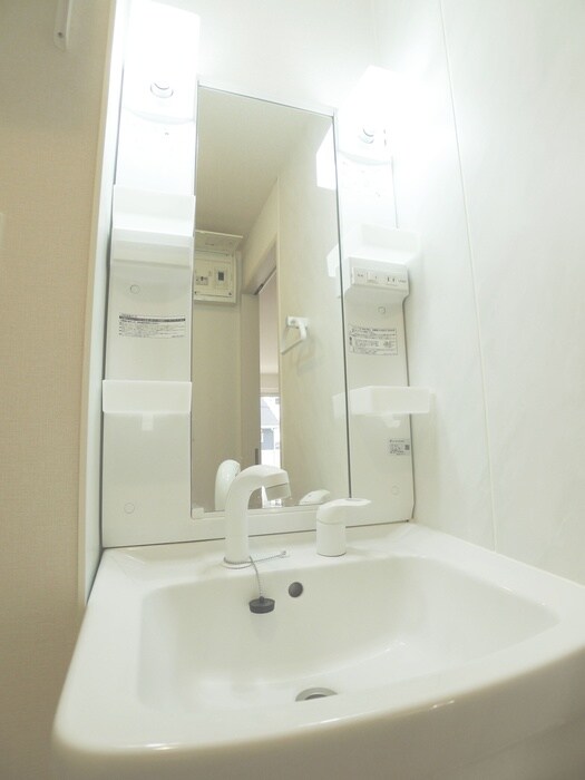 物件内観写真12　(洗面)