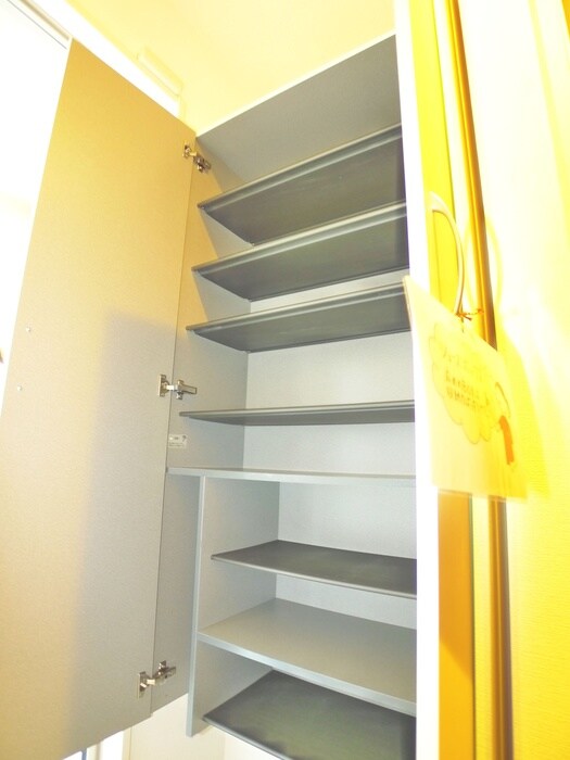 物件内観写真19　(靴箱)