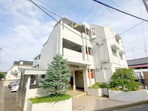 ロイヤル楓外観写真