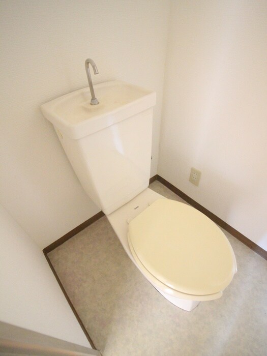 物件内観写真11　(トイレ)