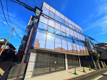 平岡ビルの外観写真