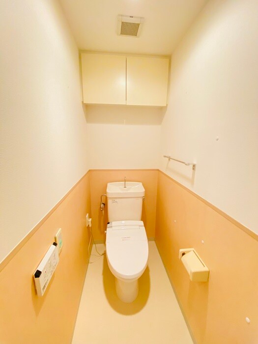 物件内観写真11　(トイレ)