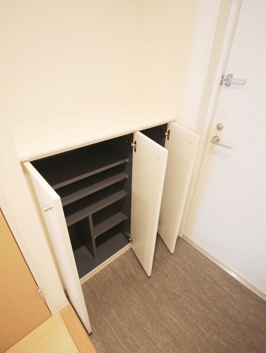 物件内観写真20　(靴箱)