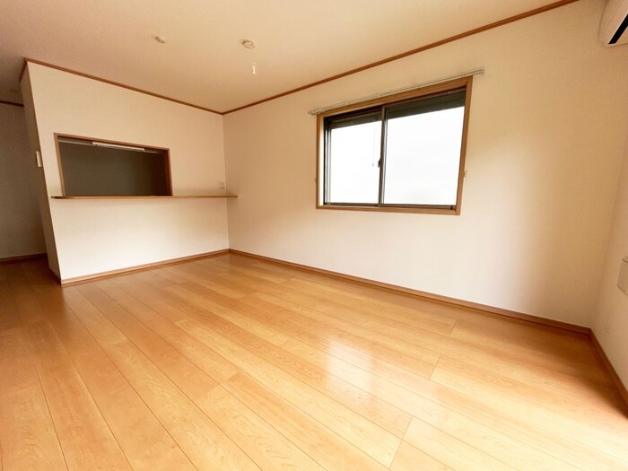 物件内観写真6　(居室)