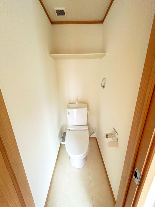 物件内観写真13　(トイレ)