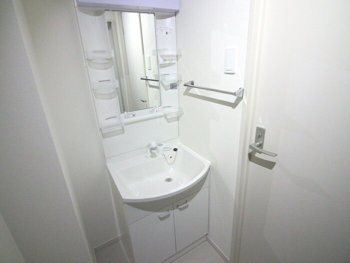 物件内観写真9　(洗面)