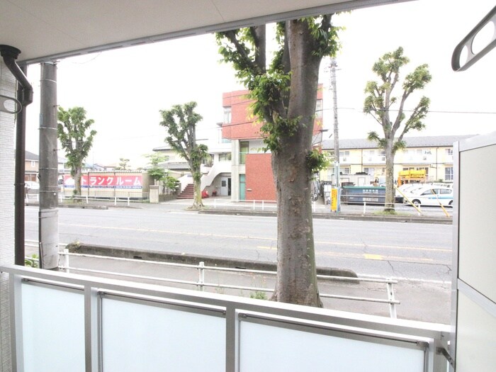 物件内観写真20　(室内からの展望)