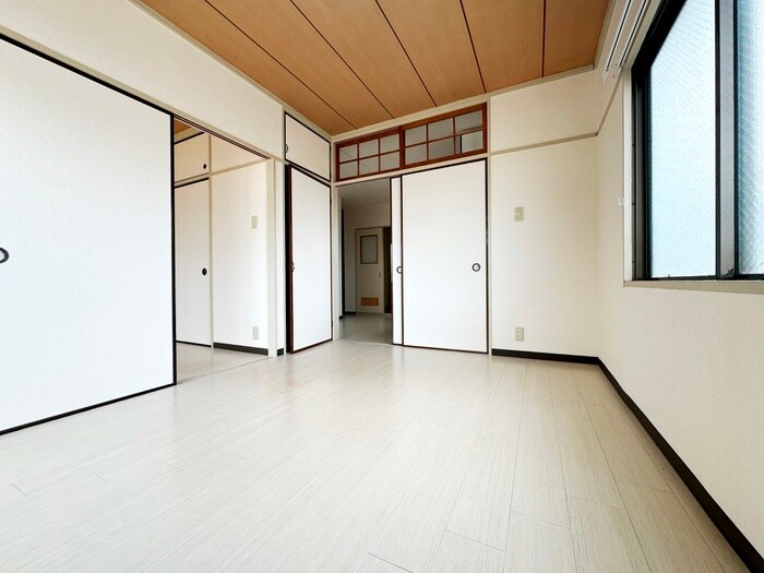 物件内観写真8　(居室)