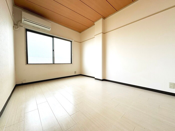 物件内観写真22　(居室)