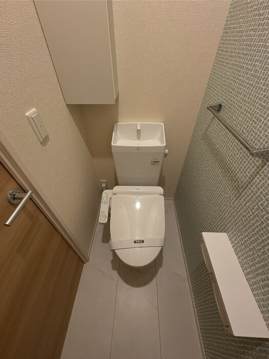 物件内観写真11　(トイレ)