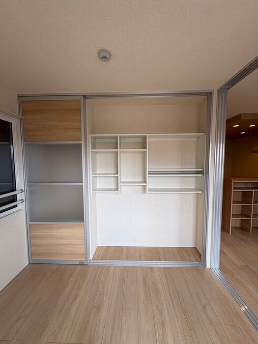 物件内観写真13　(収納)