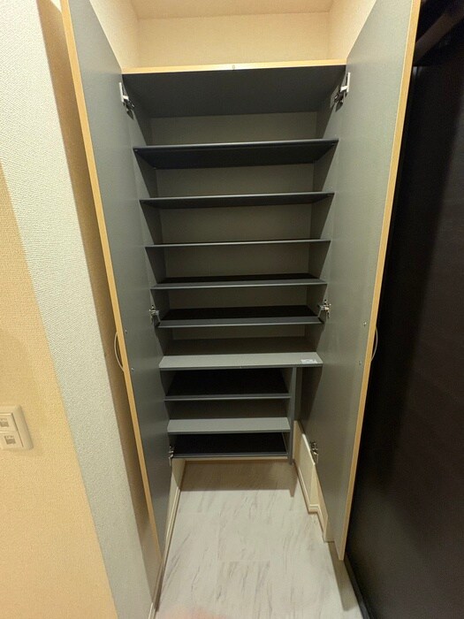 物件内観写真17　(靴箱)