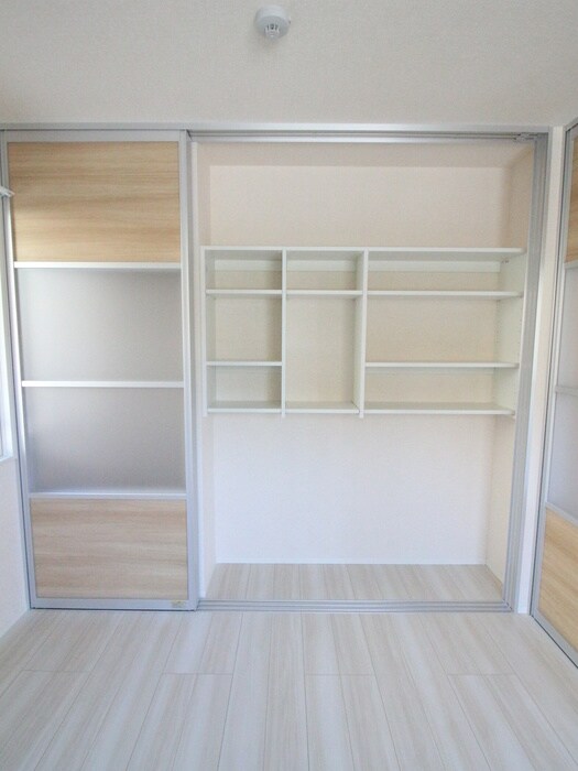 物件内観写真20　(収納)