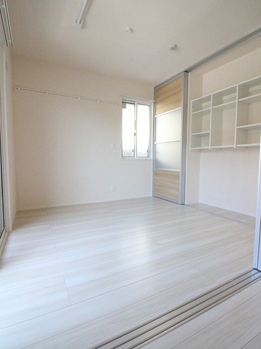 物件内観写真22　(居室)